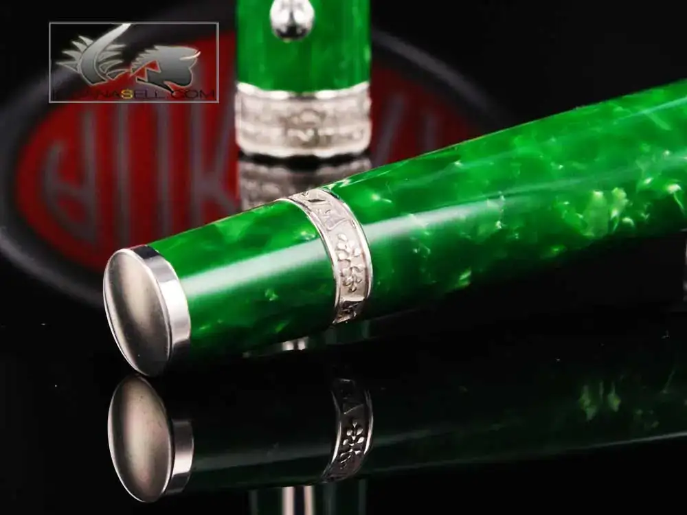 Tirreno-Fountain-Pen-LIMITED-EDITION-Green-946MT-7.webp