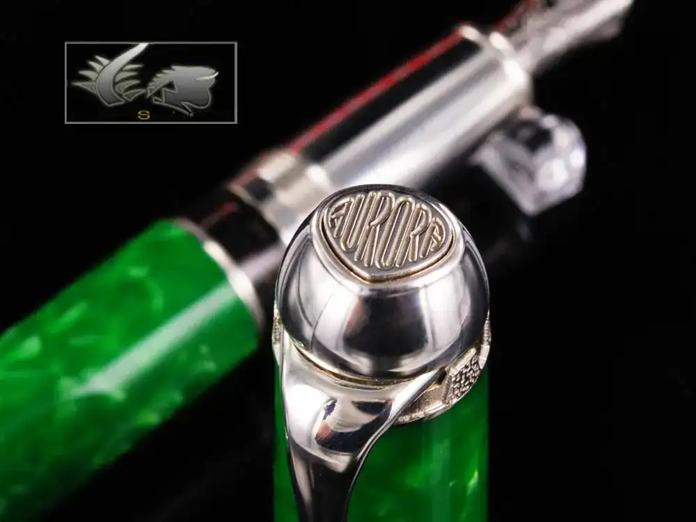 Tirreno-Fountain-Pen-LIMITED-EDITION-Green-946MT-8.webp