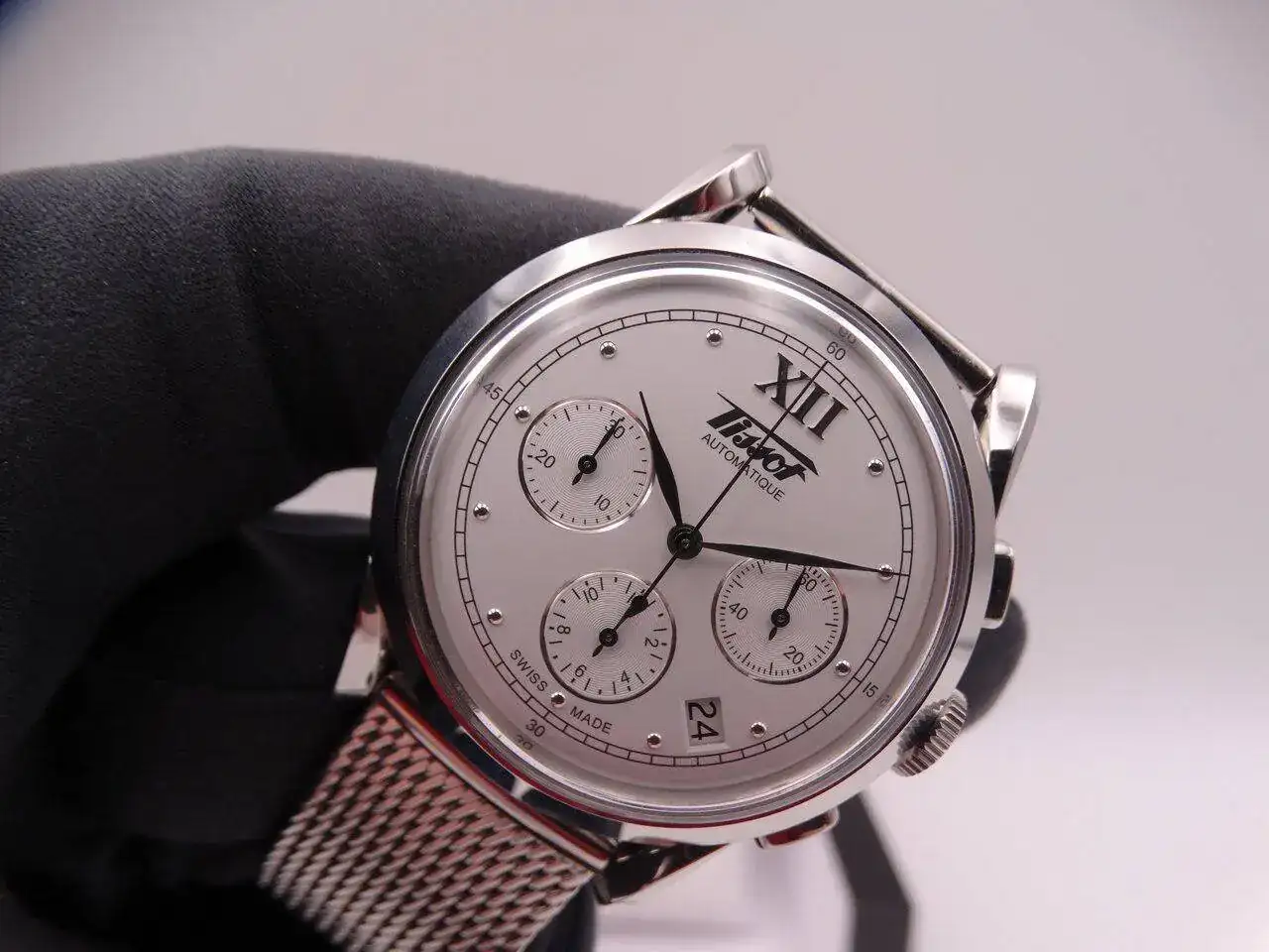 Tissot Heritage Chronograph 02711.webp