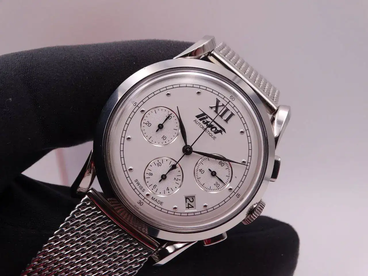 Tissot Heritage Chronograph 02726.webp