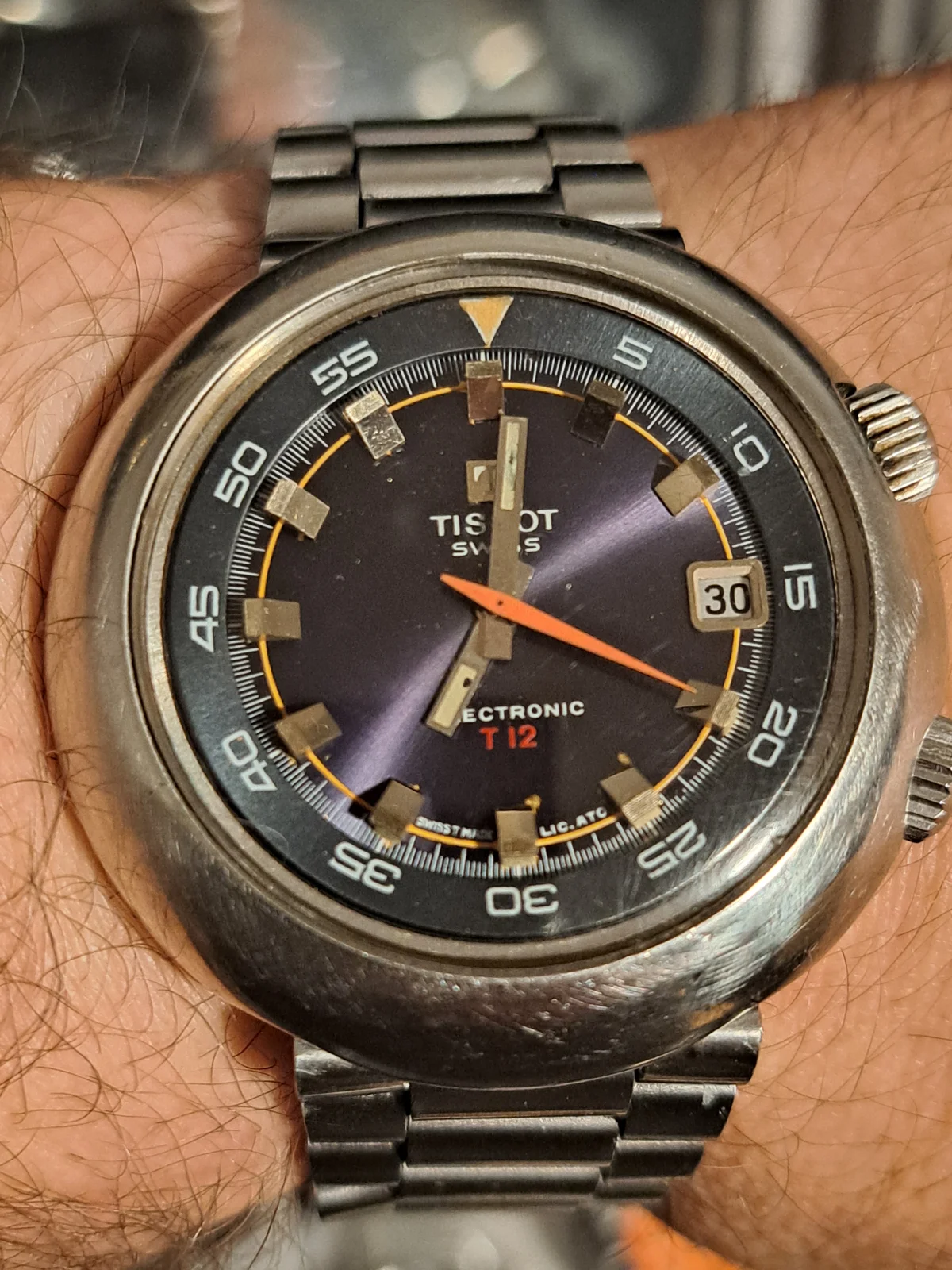 Tissot-SuperCompressor-T12.webp