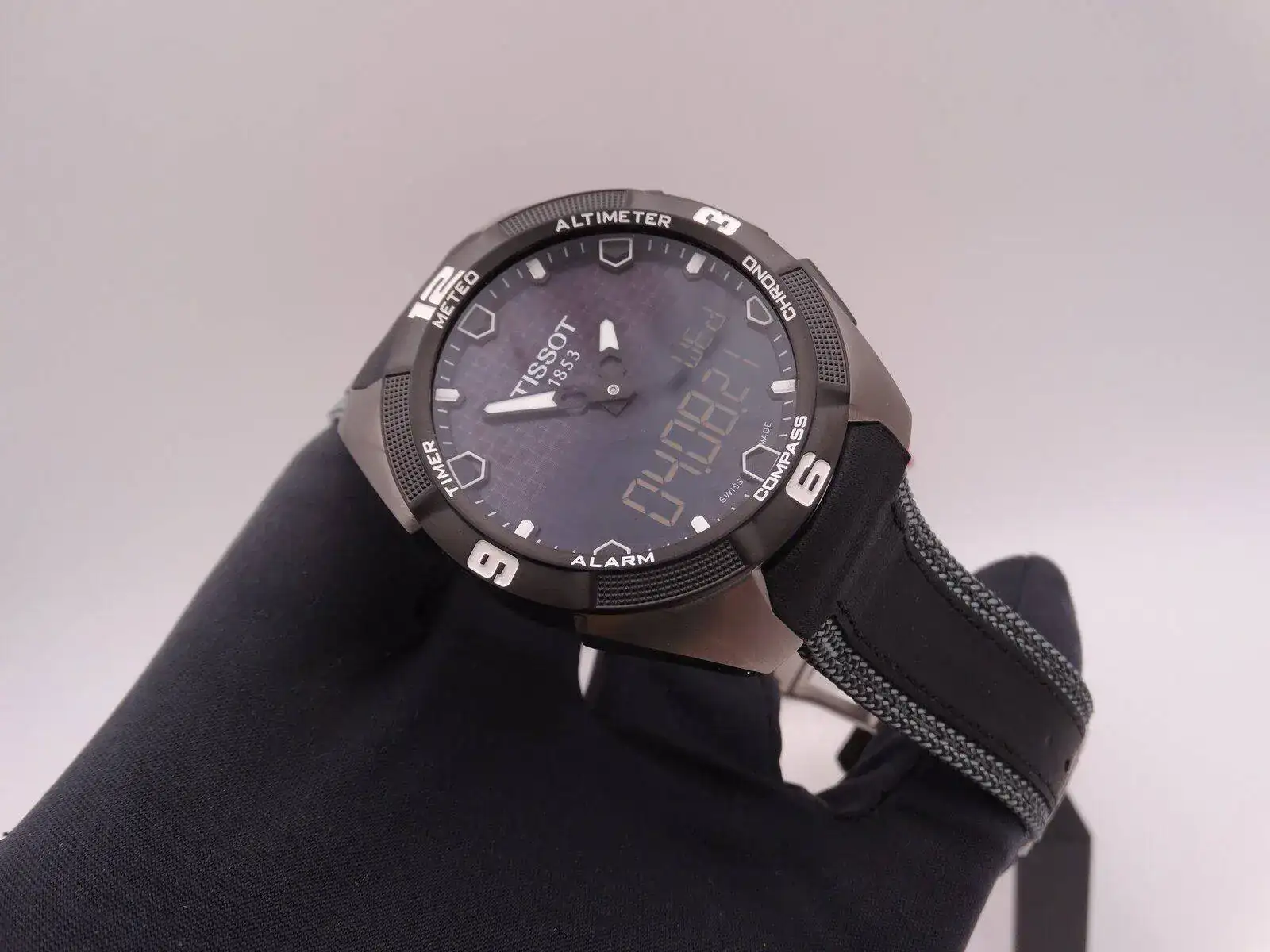 Tissot T-Touch Expert 05057.webp