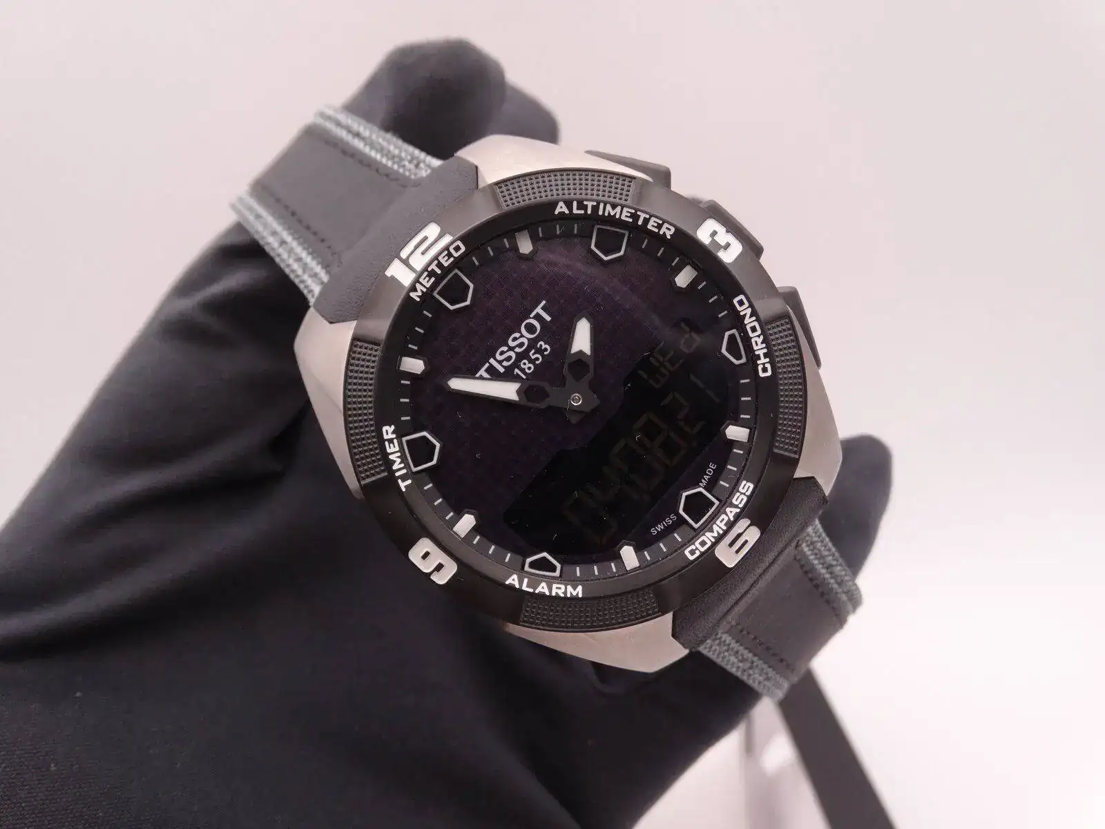 Tissot T-Touch Expert 05065.webp