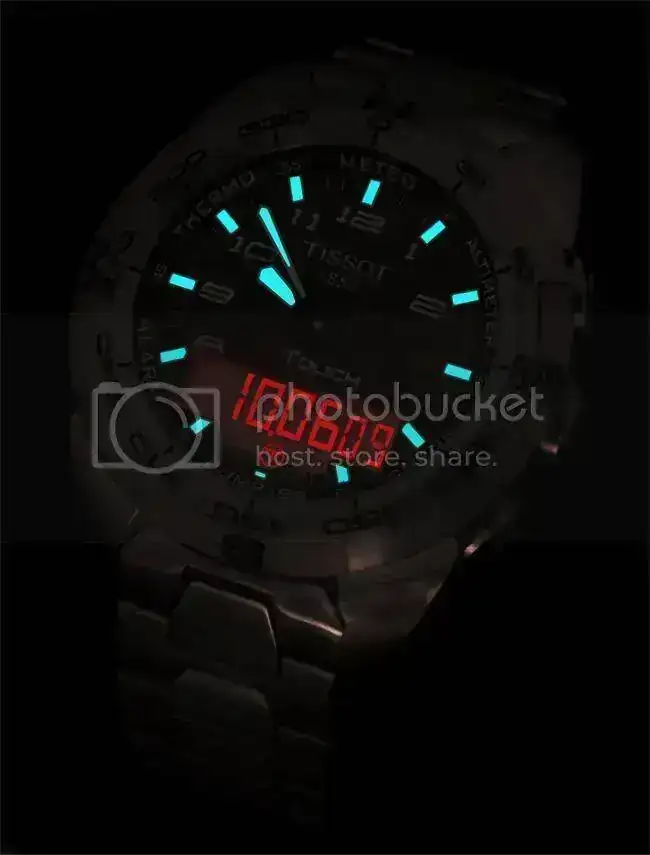 Tissot-touch-titanuim2-night-10-06.webp