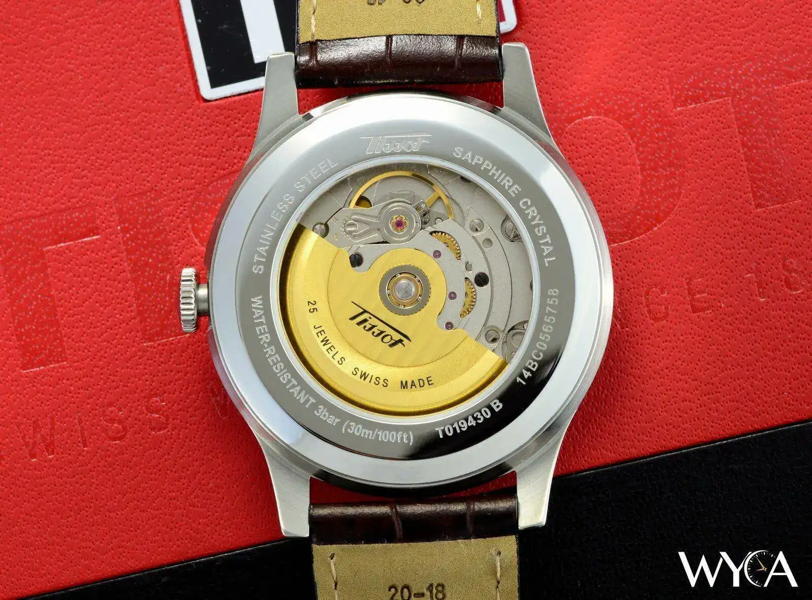 tissot-visodate-heritage-02.webp