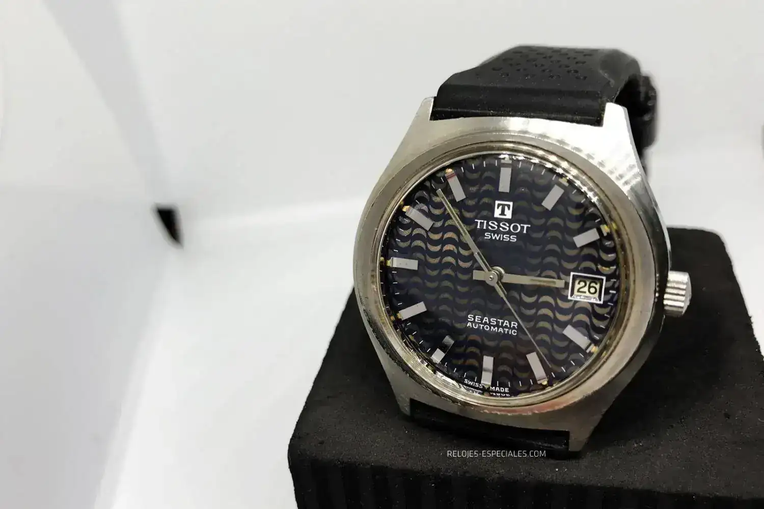 Tissot_Seastar_automatic-waves.webp