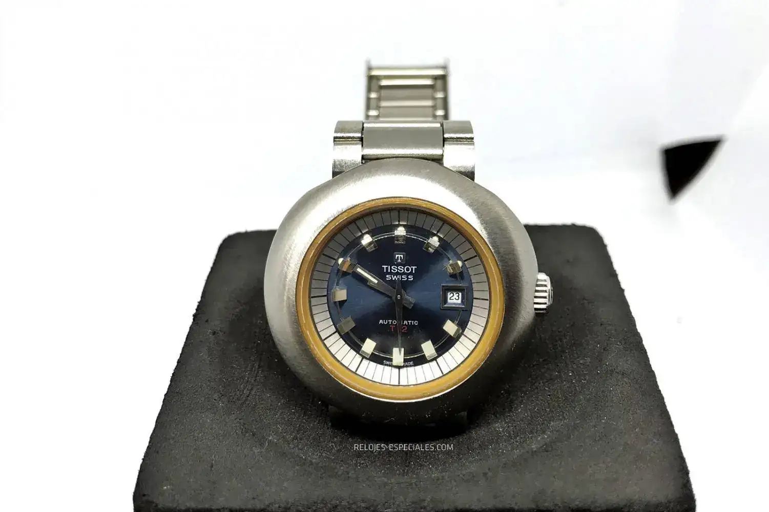 Tissot_T12_UFO_Lady.webp