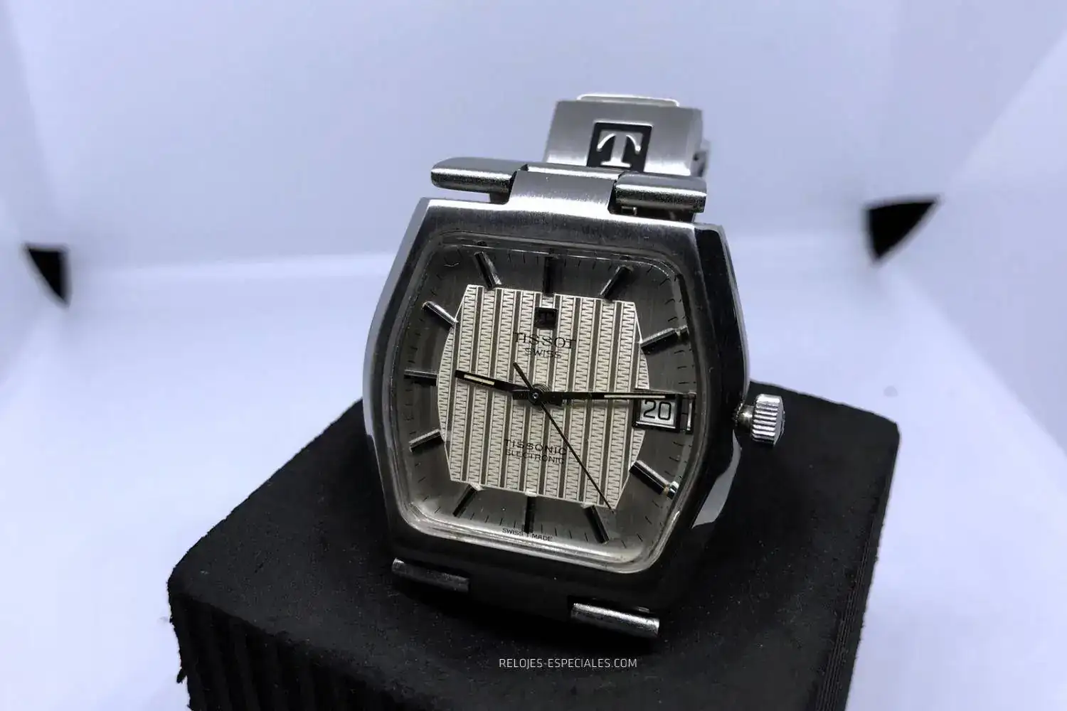 Tissot_Tissonic-1.webp
