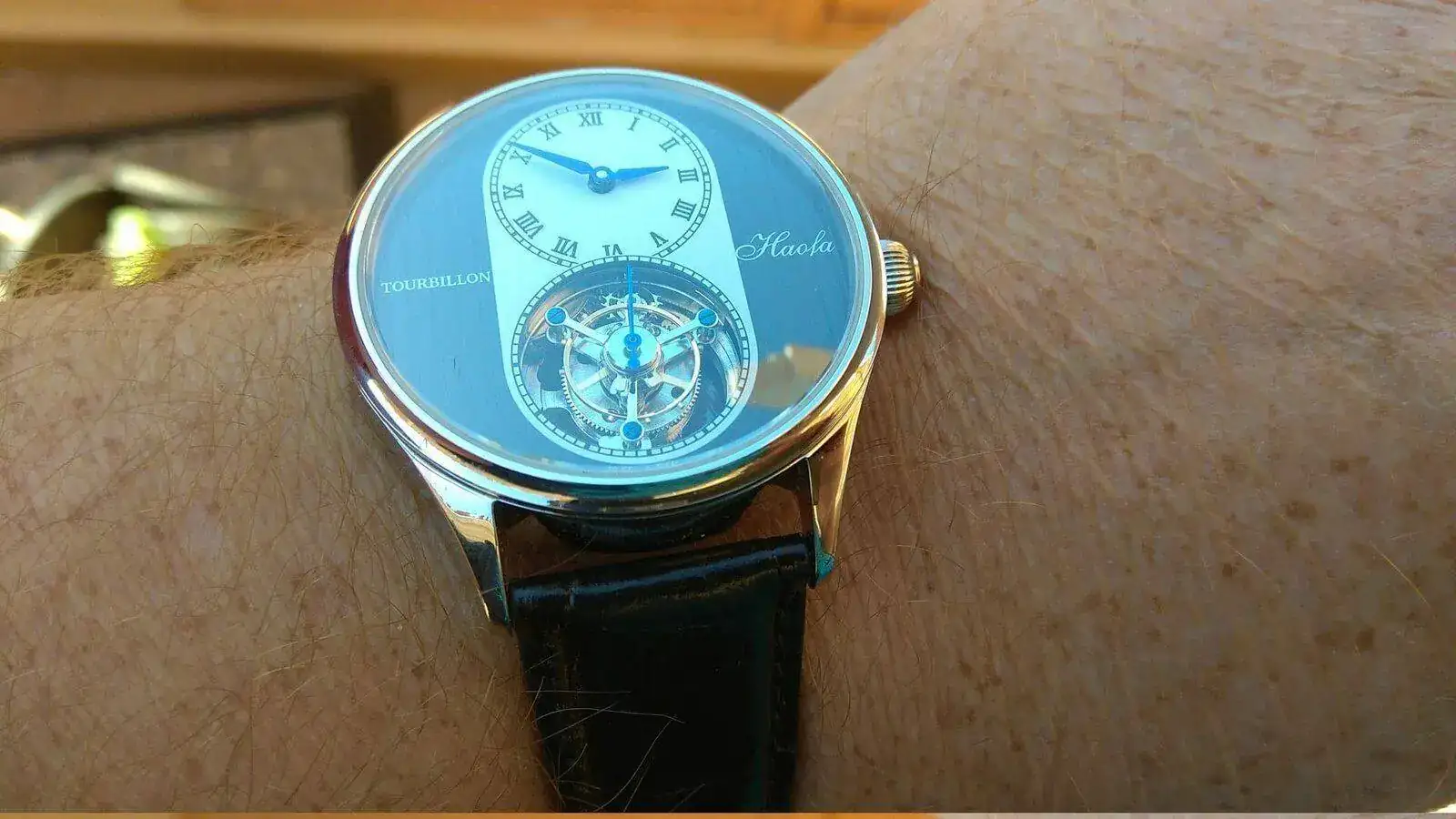 Tourbillon haofa.webp