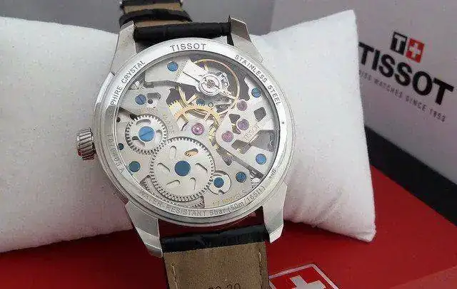 Trasera-Tissot-1.webp