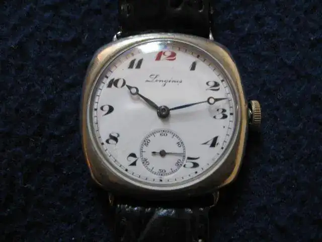 Trench Longines .webp
