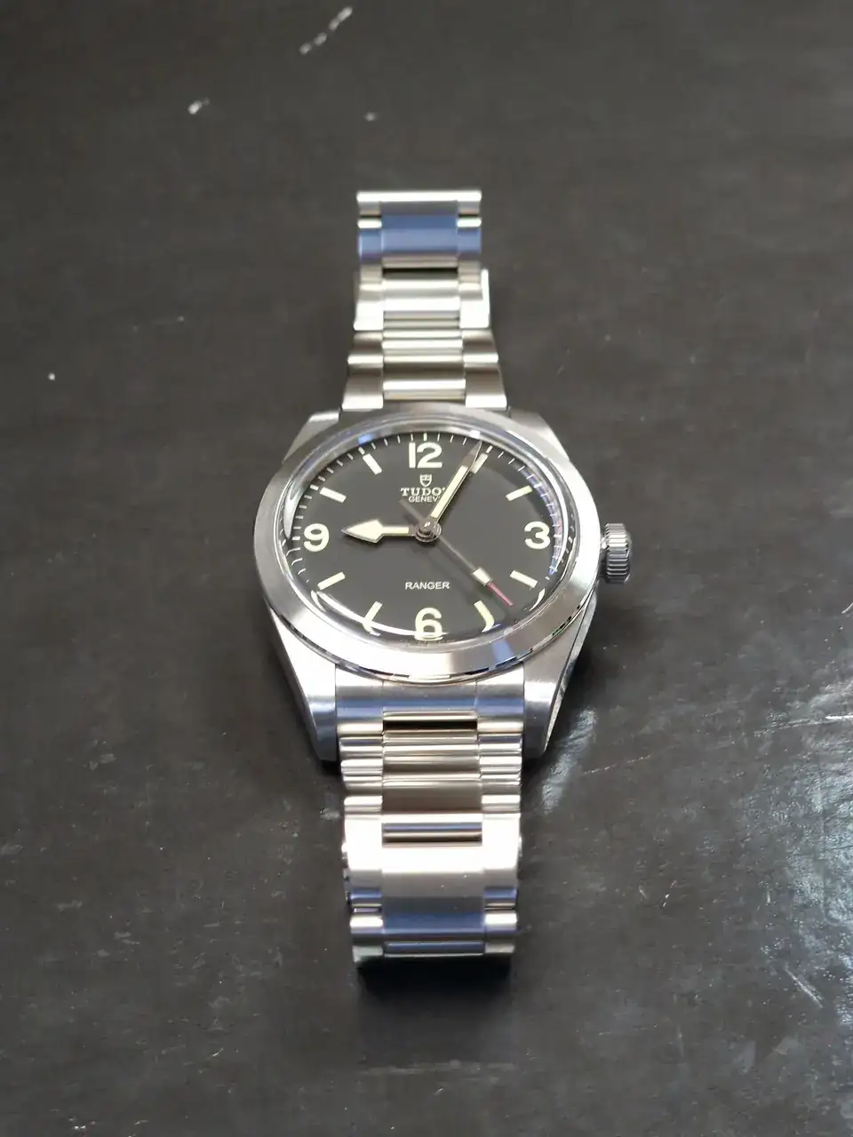 TUDOR 1.webp