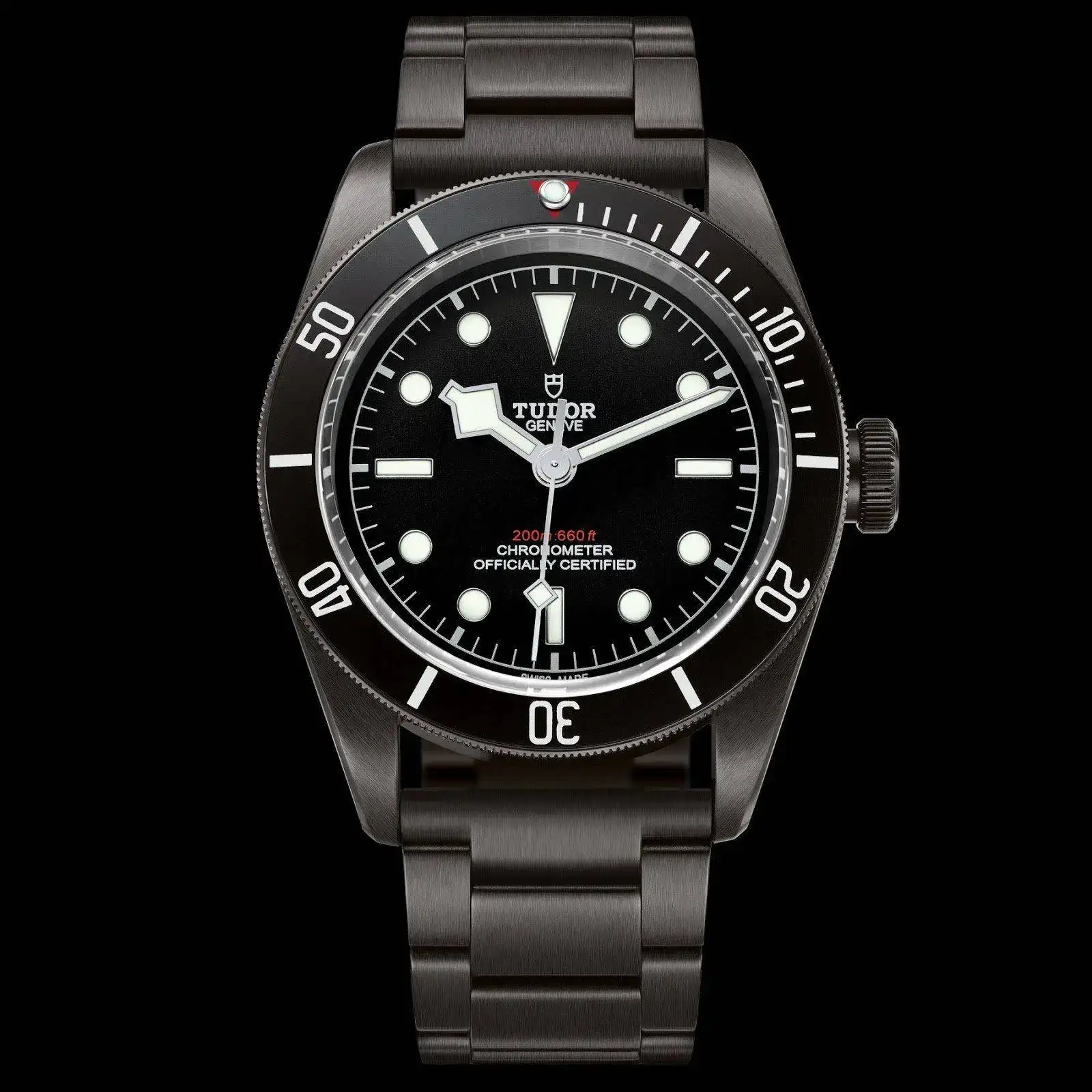 TUDOR%2BHeritage%2BBlack%2BBay%2BDARK%2B03.webp
