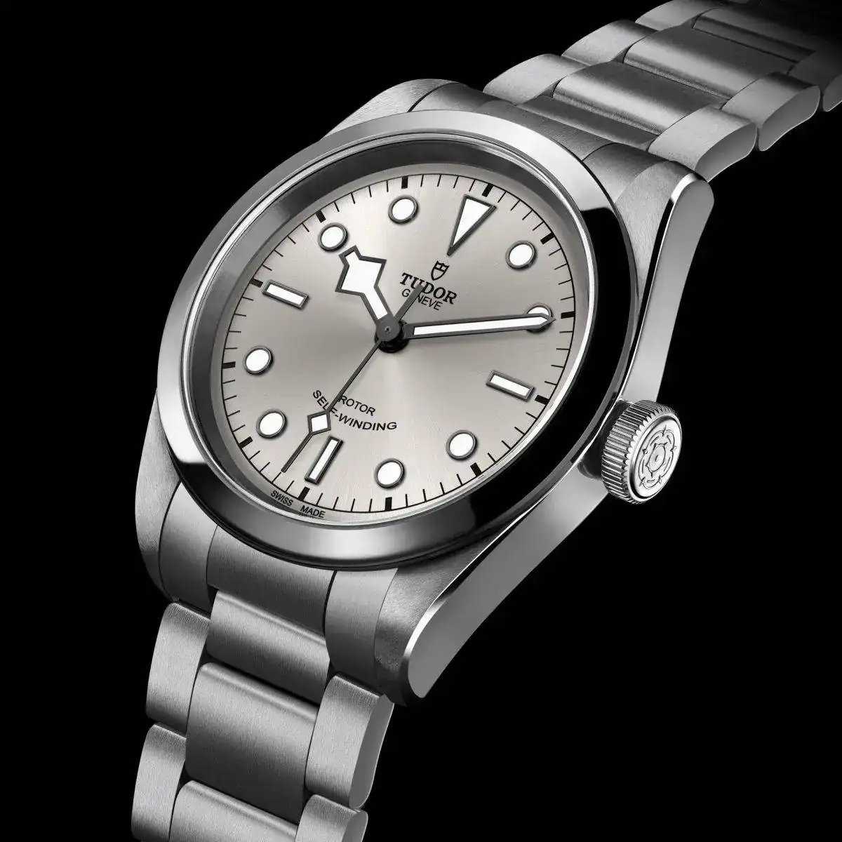 TUDOR-BLACK-BAY-5.webp