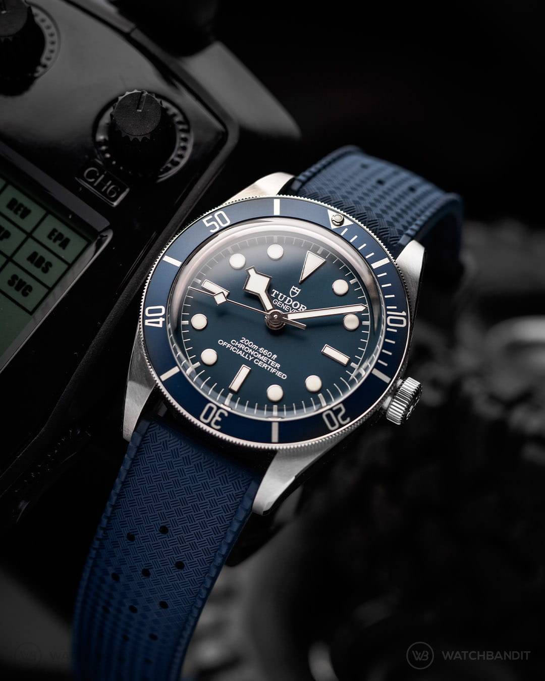 Tudor-Black-Bay-Blue-Tropic-Rubber-strap-Watchbandit-min.jpg