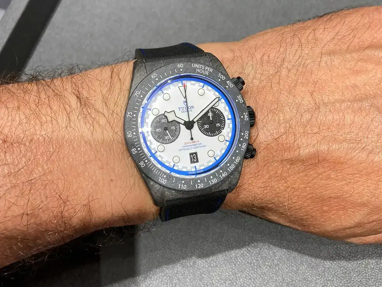 Tudor Black Bay Carbon 25 -2.webp