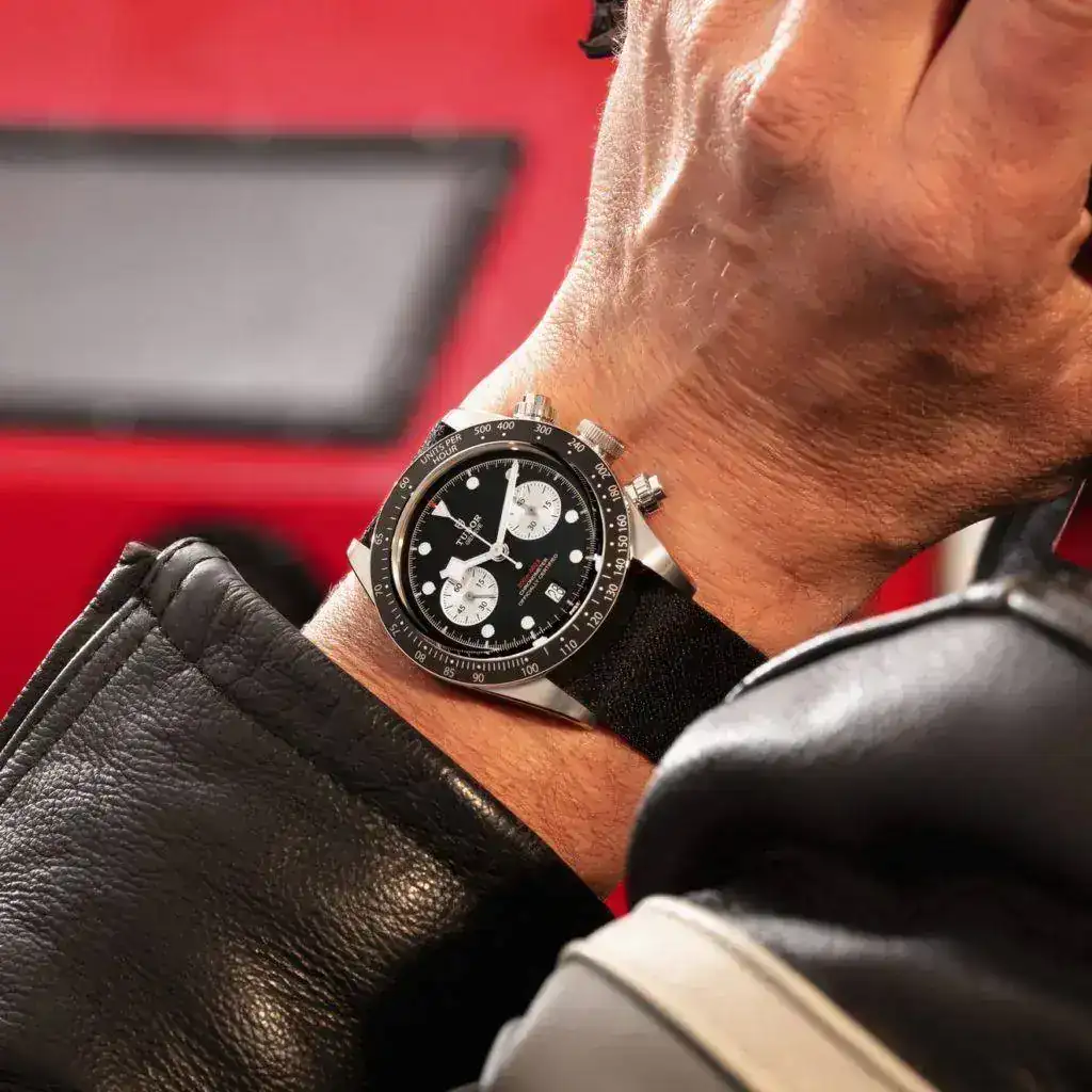 Tudor-Black-Bay-Chrono-12-1024x1024.webp