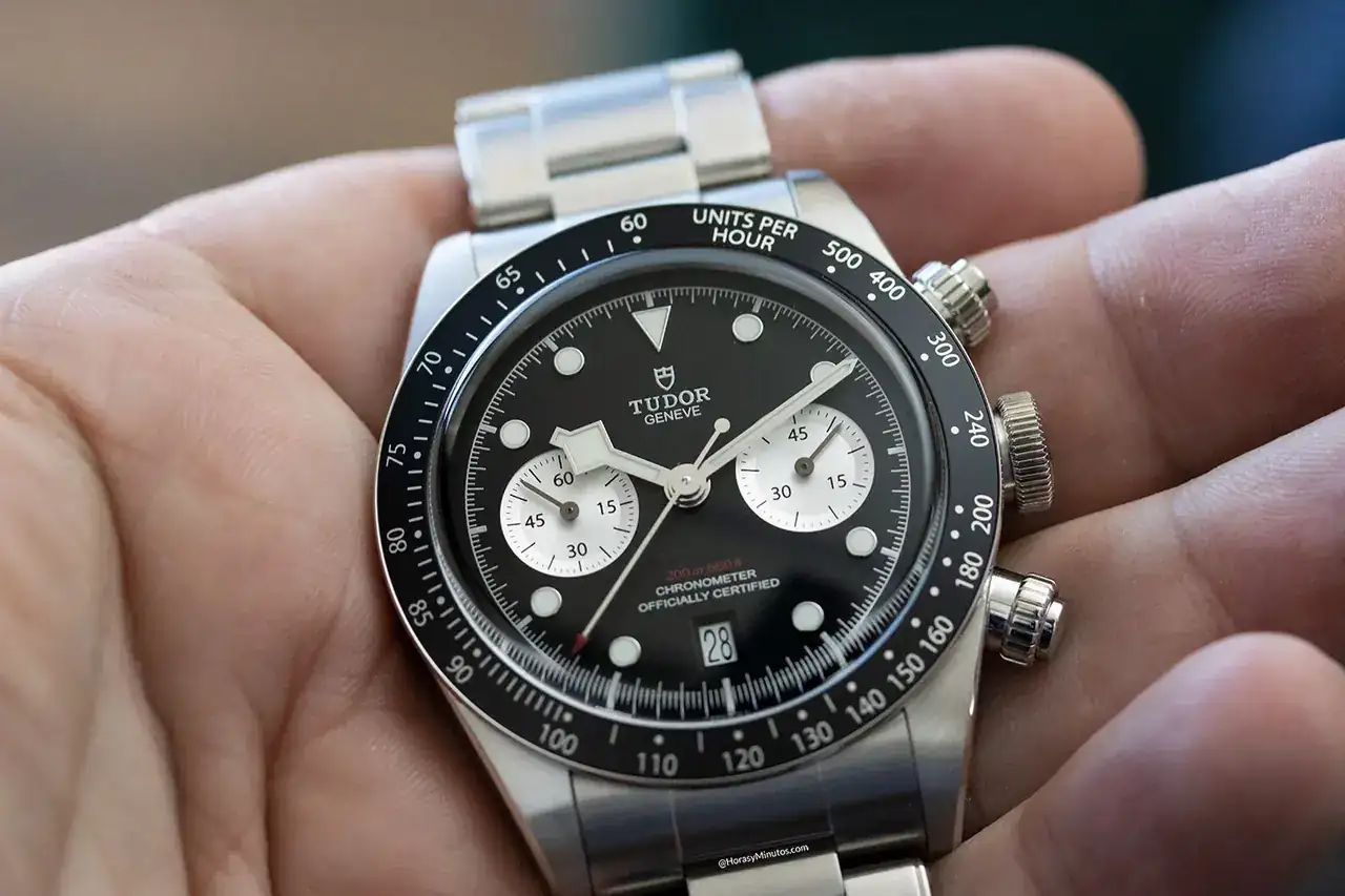 Tudor-Black-Bay-Chrono-Panda-6-Horas-y-Minutos.webp