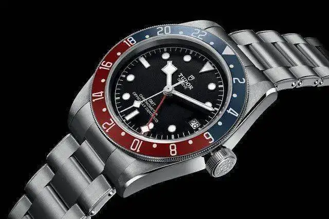 TUDOR-BLACK-BAY-GMT.webp