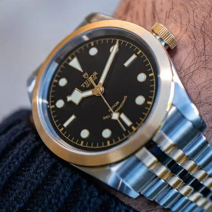 Tudor-Black-Bay-SG-9-700x700.jpeg