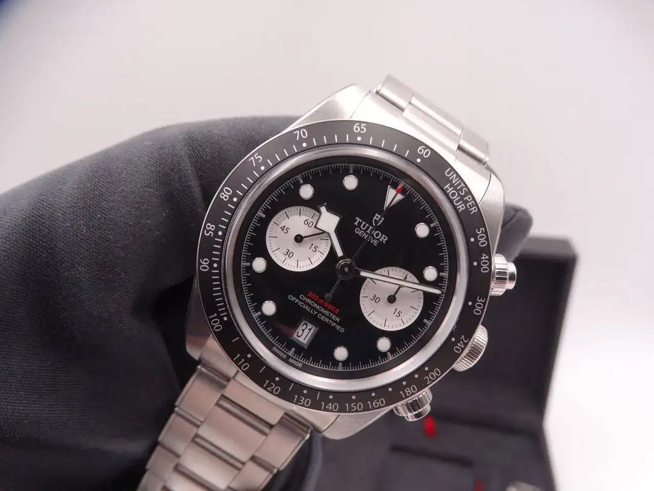 Tudor Heritage Black Bay Chronograph 04076.JPG