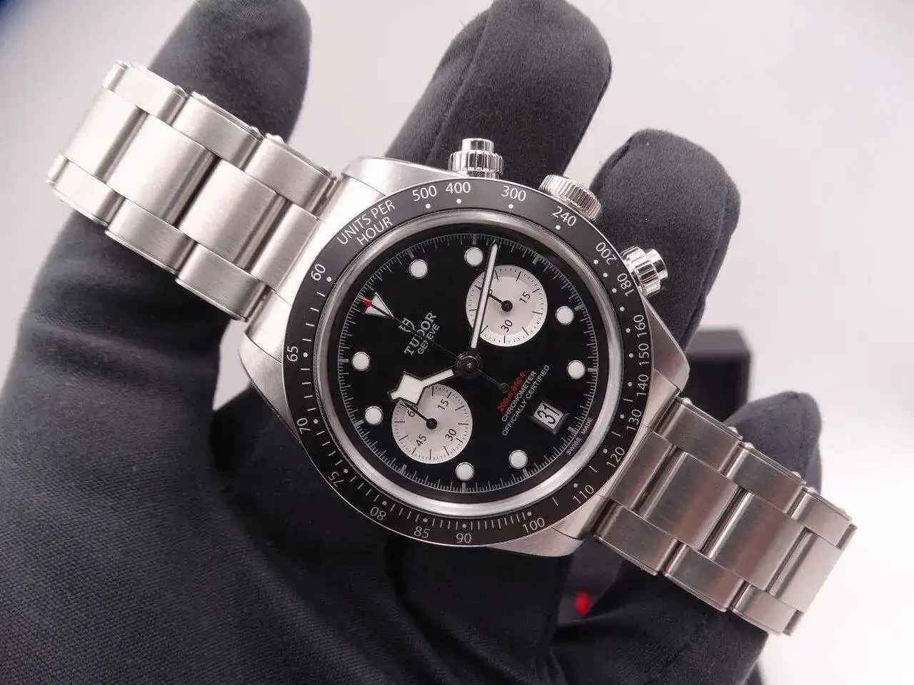 Tudor Heritage Black Bay Chronograph 04089.JPG