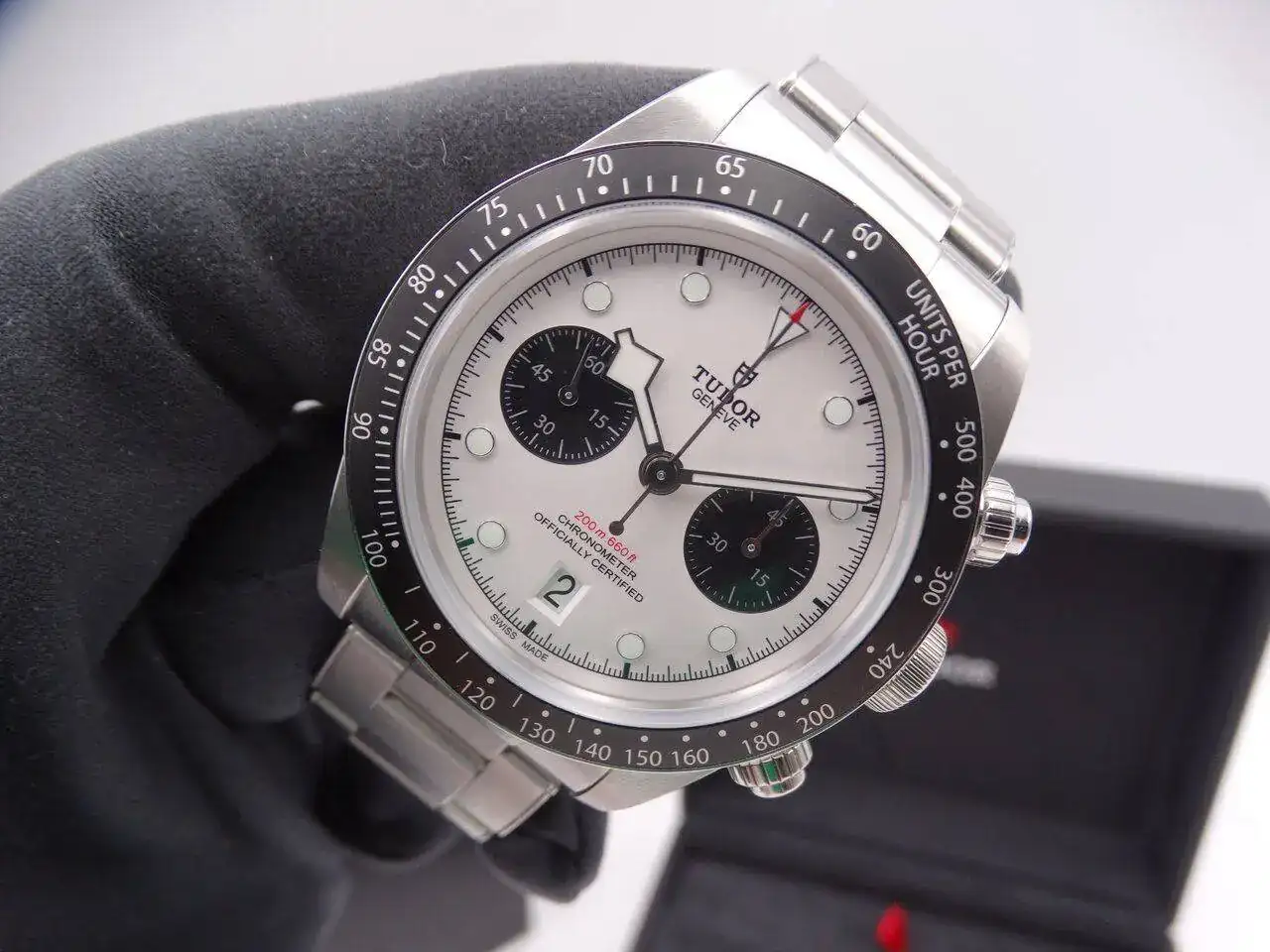 Tudor Heritage Black Bay Chronograph 04401.webp