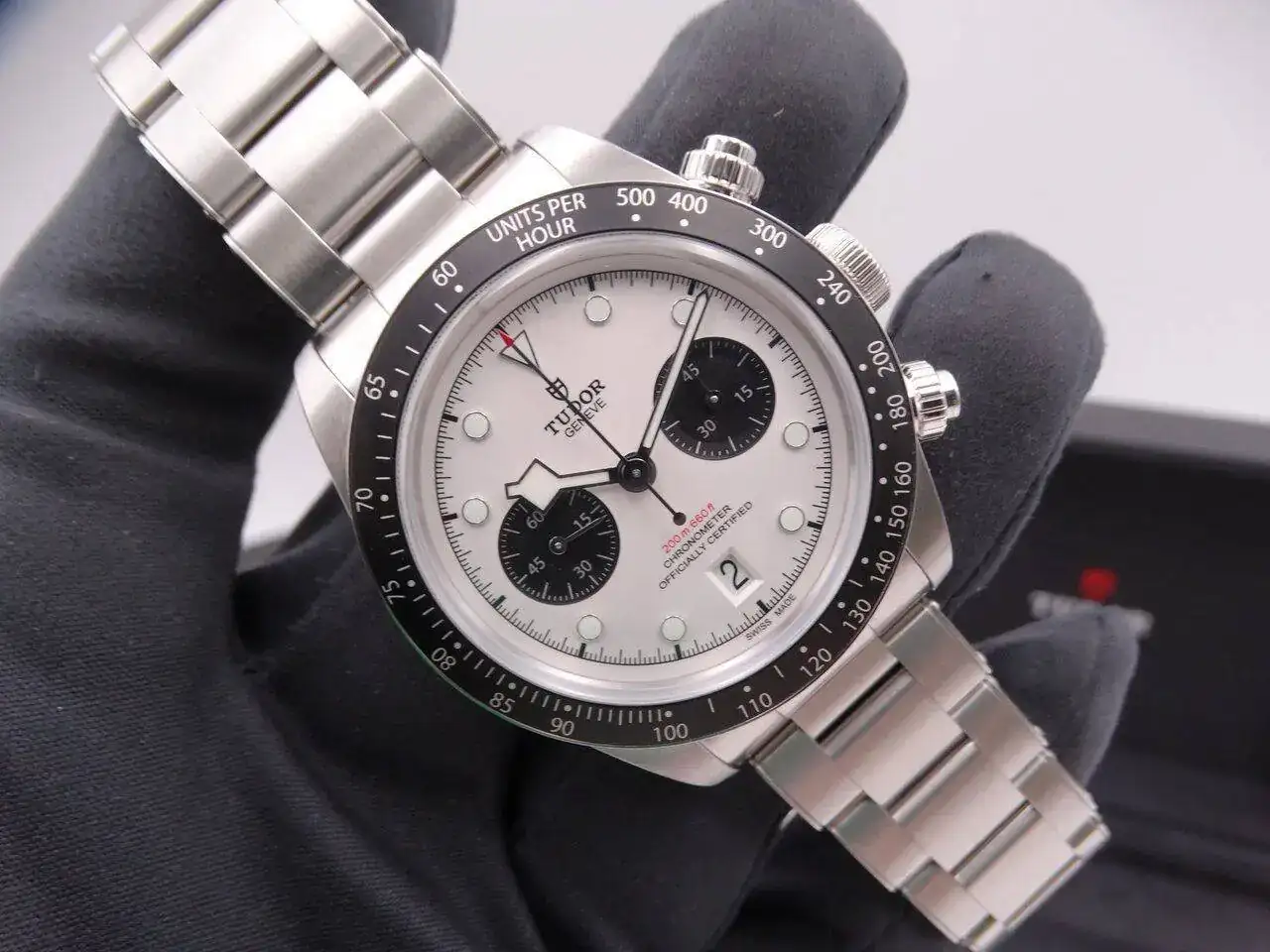 Tudor Heritage Black Bay Chronograph 04424.webp