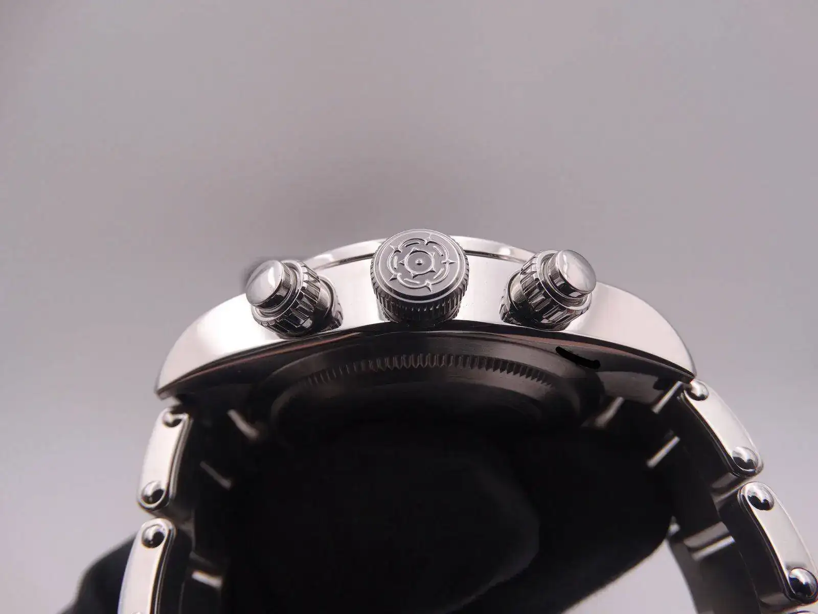 Tudor Heritage Black Bay Chronograph 06107 copia.webp