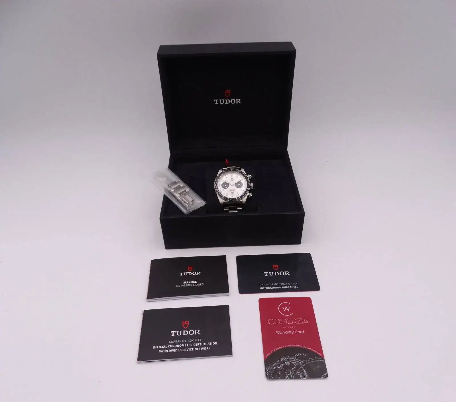 Tudor Heritage Black Bay Chronograph 08775.JPG