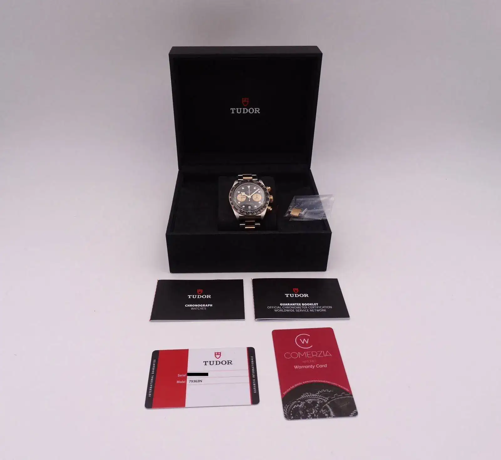 Tudor Heritage Black Bay chronograph Steel Gold 03277 copia.webp
