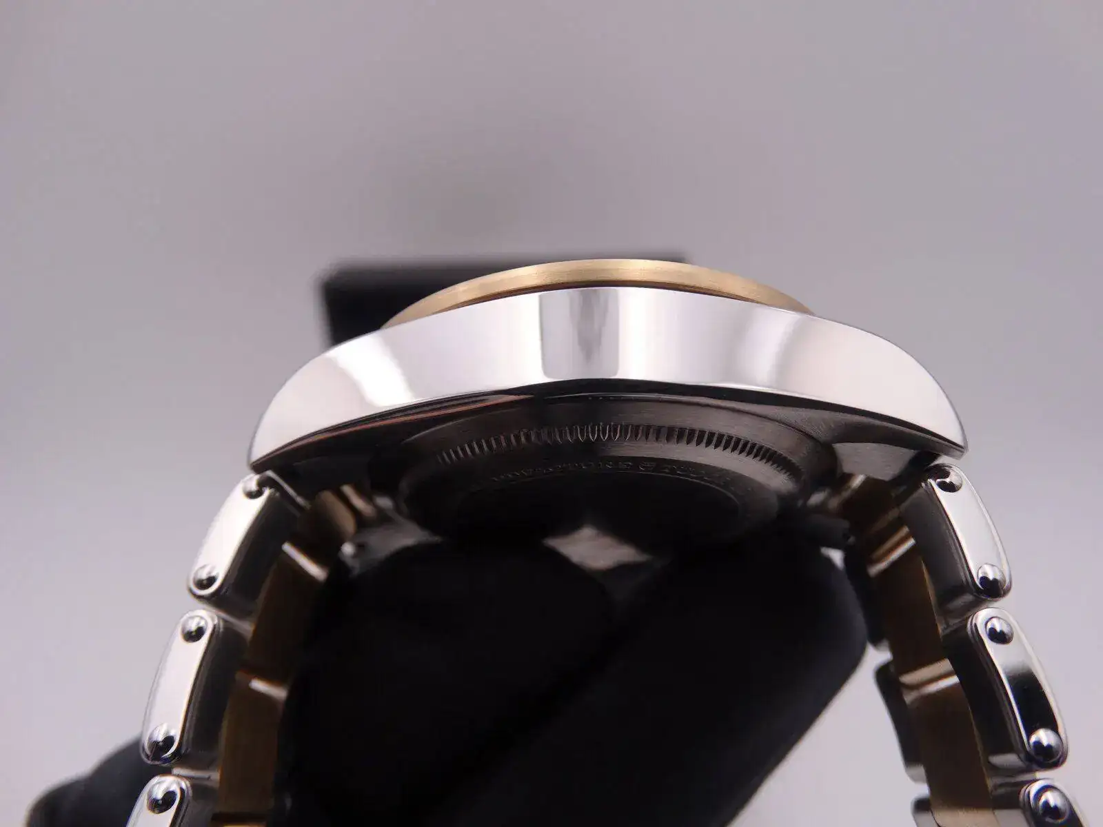 Tudor Heritage Black Bay chronograph Steel Gold 03287.webp
