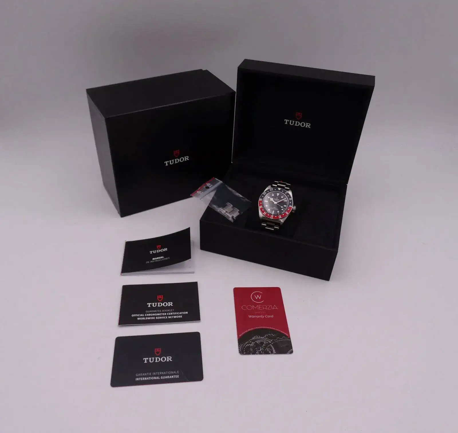 Tudor Heritage Black Bay GMT 01614.JPG