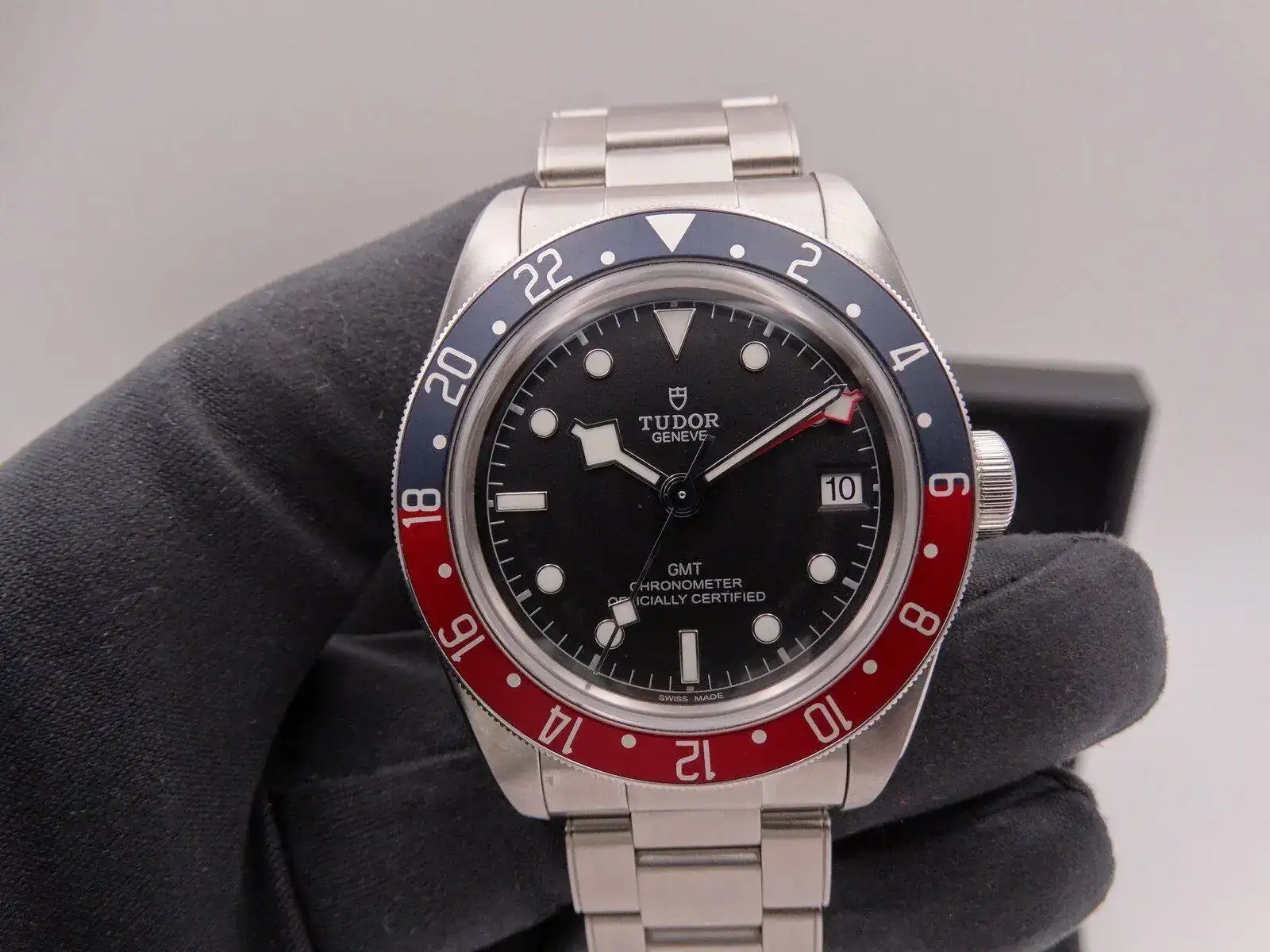 Tudor Heritage Black Bay GMT 01619.JPG