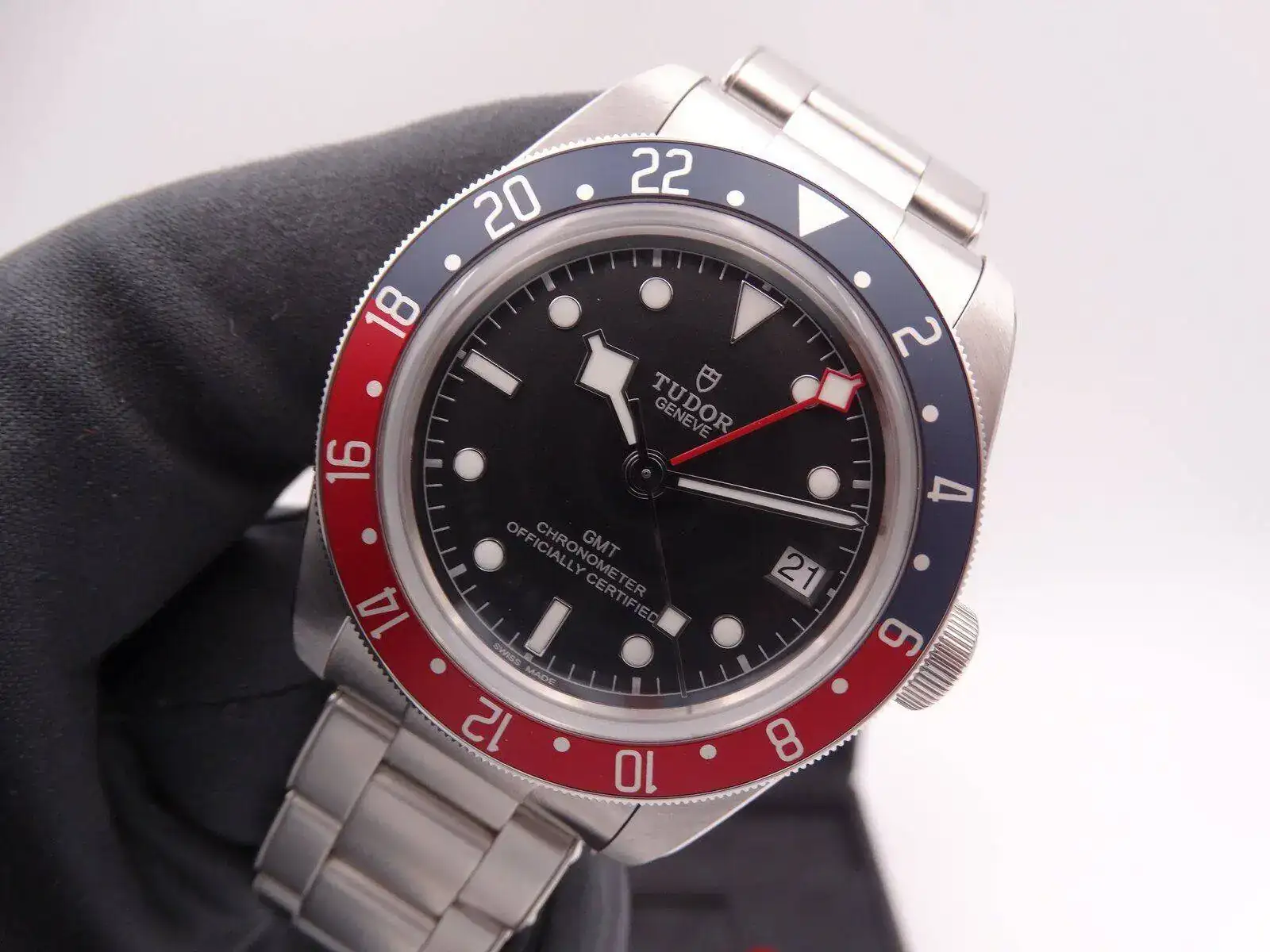 Tudor Heritage Black Bay GMT Pepsi 00396.webp