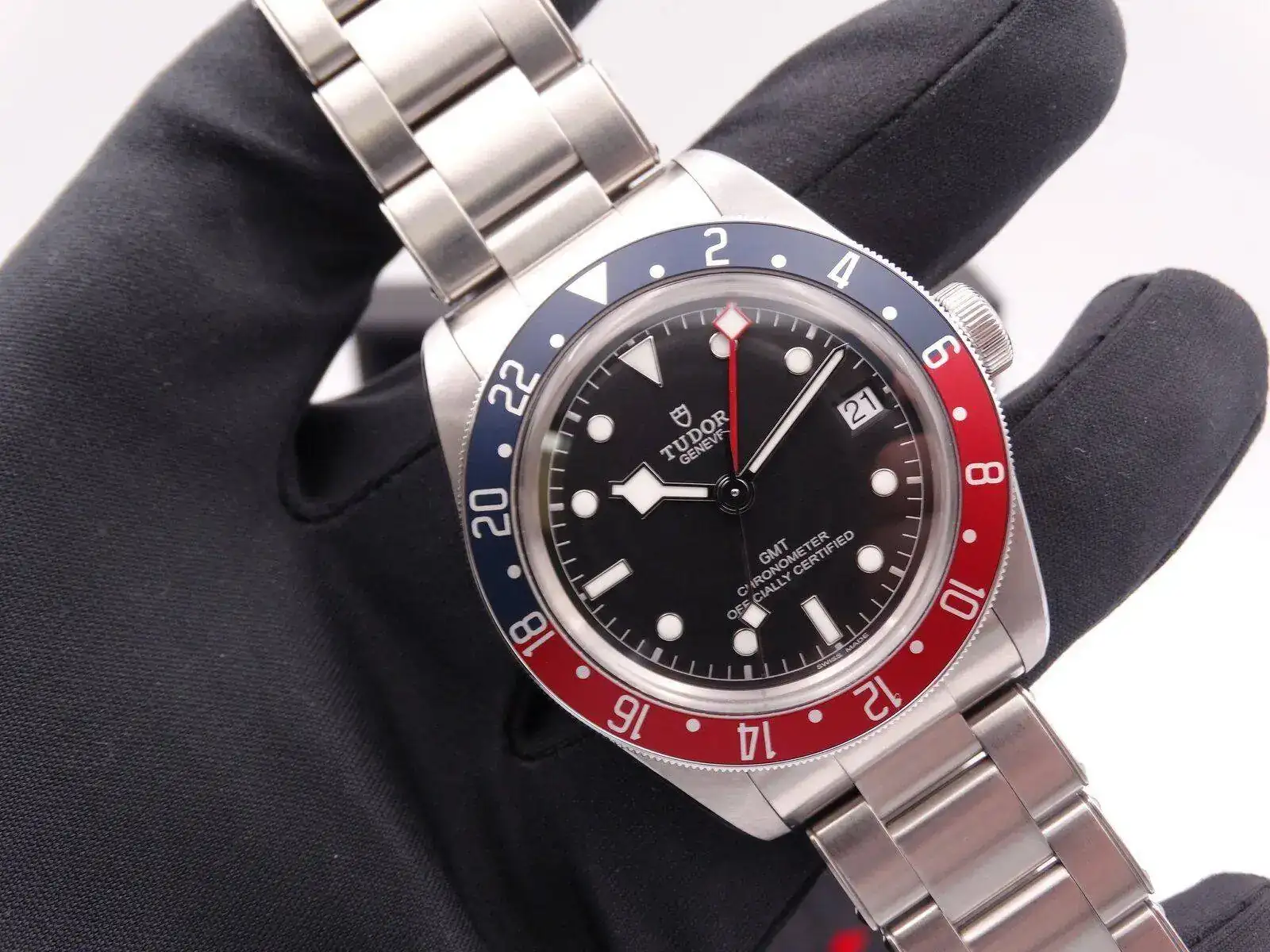 Tudor Heritage Black Bay GMT Pepsi 00410.webp