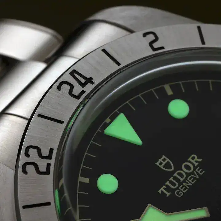 tudor-m79470-00011.webp