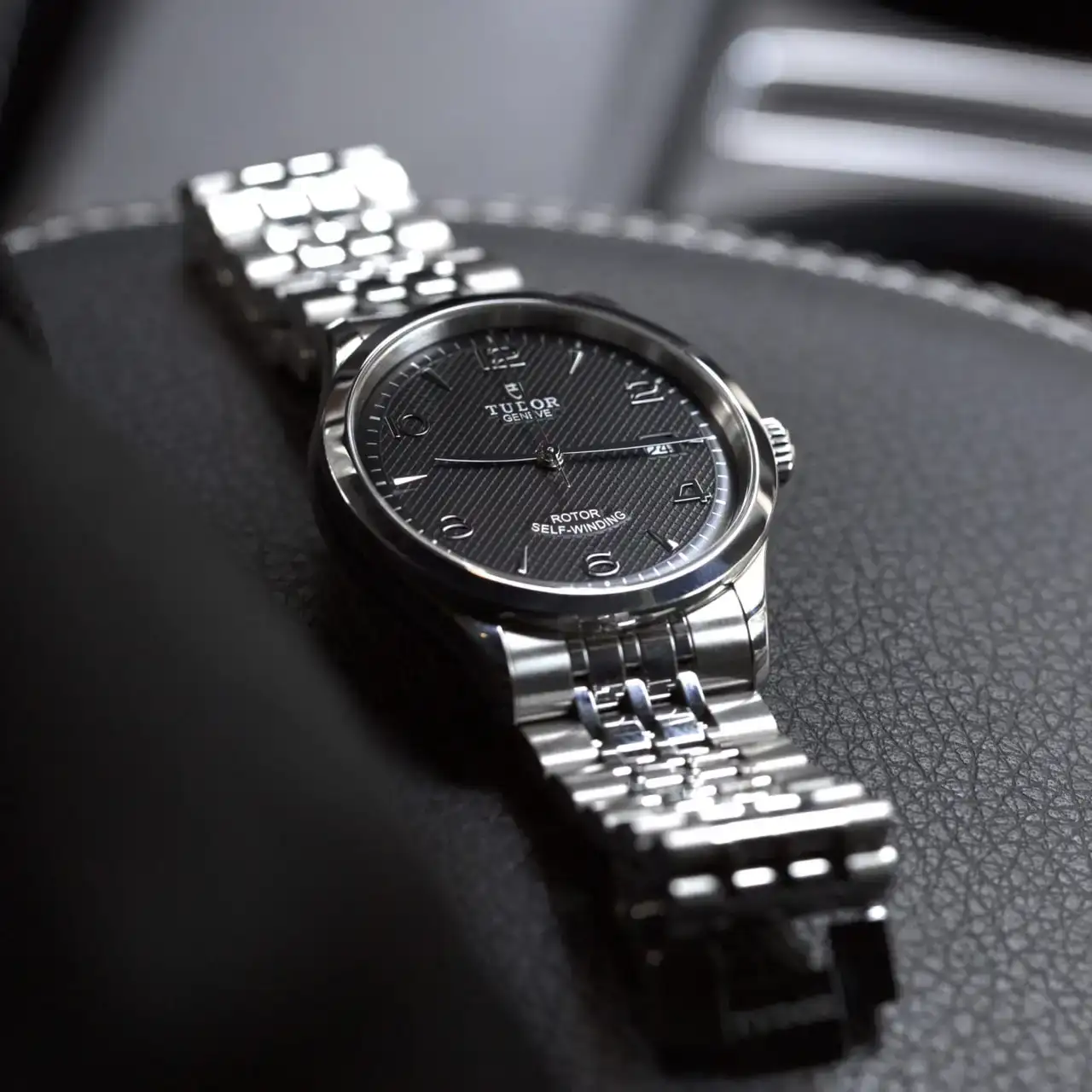 tudor-m91650-0002.webp