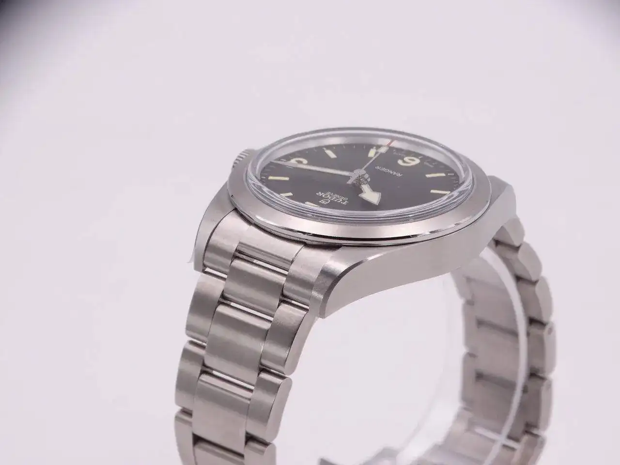 Tudor Ranger 01972.webp