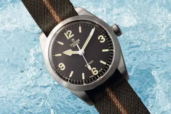 Tudor-Ranger-39mm-79950-2022-manufacture-COSC-11-720x480.jpg