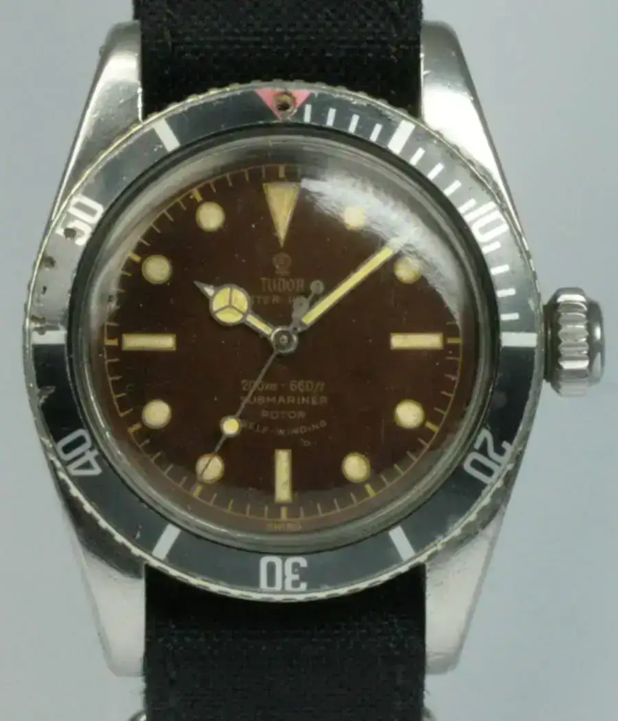 tudor.submariner.big.crown.marrone.1958.1.webp