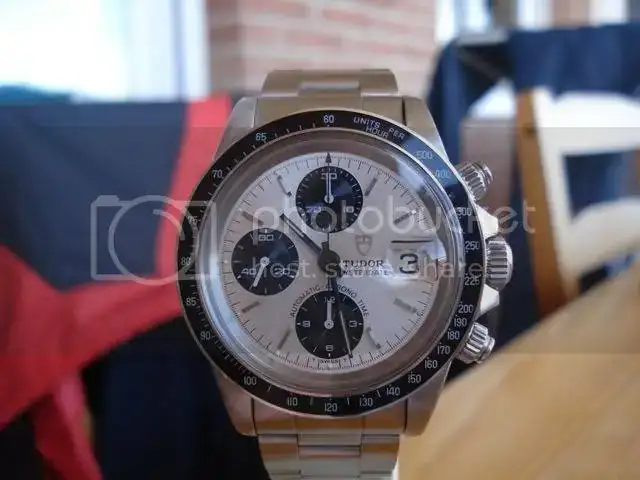 TUDOR94200FULL.webp