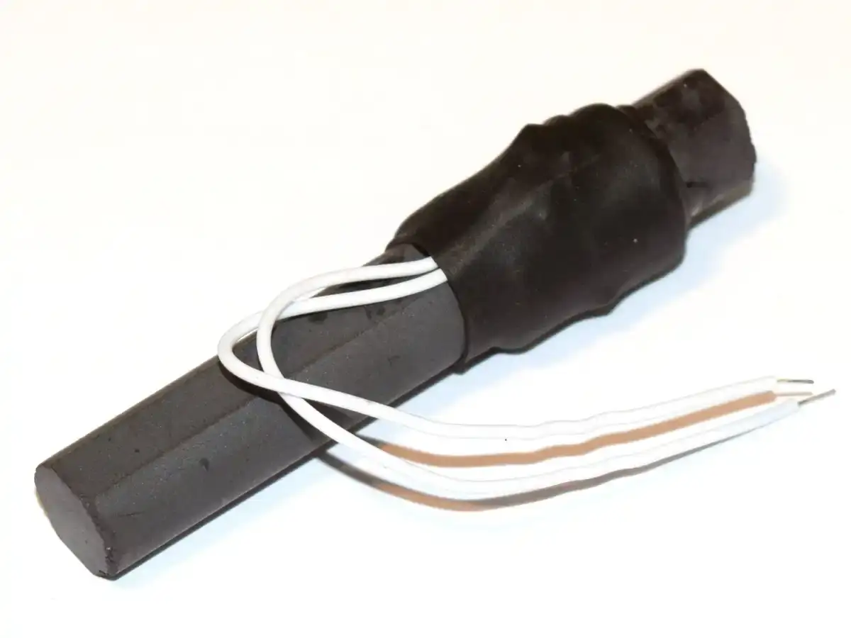 tuned_antenna_60khz_3-1.webp