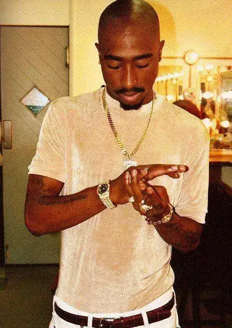 tupac_gold_rolex_death_row_records_chain.webp