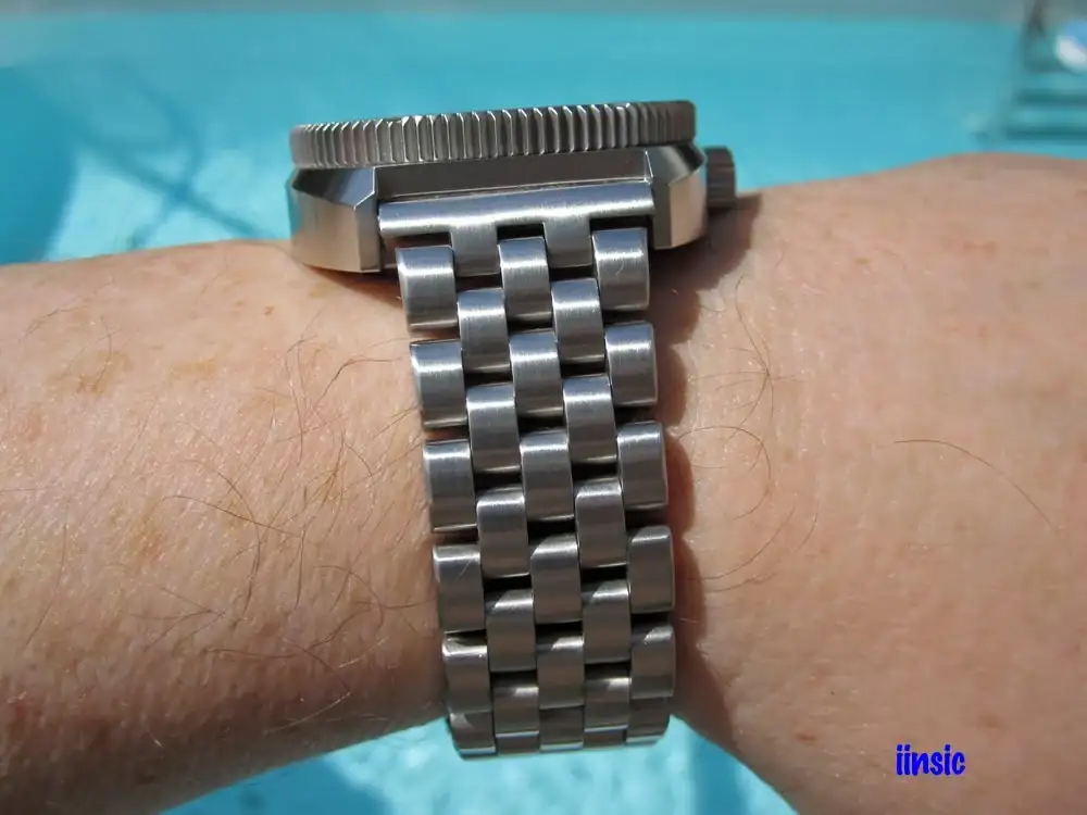 uccaneer-gmt-3-watchadoo-helson-buccaneer-gmt-ss-k.webp