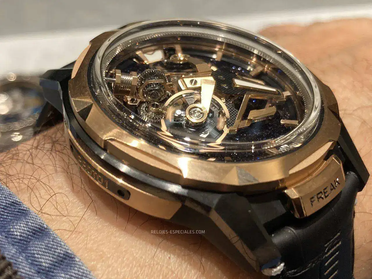Ulysse-Nardin-10.JPG