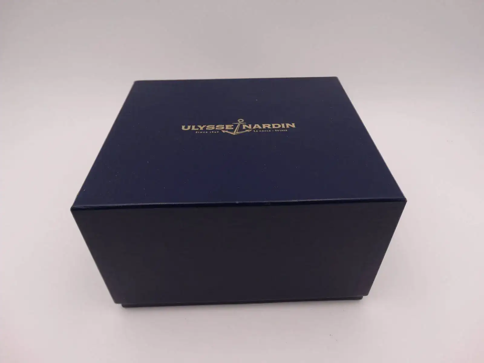 Ulysse Nardin Classico Manufacture Automatic Blue 9200.webp