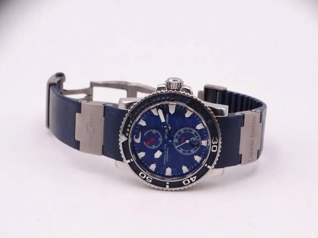 Ulysse Nardin Maxi Marine Blue Surf Limited Edition 05959.JPG