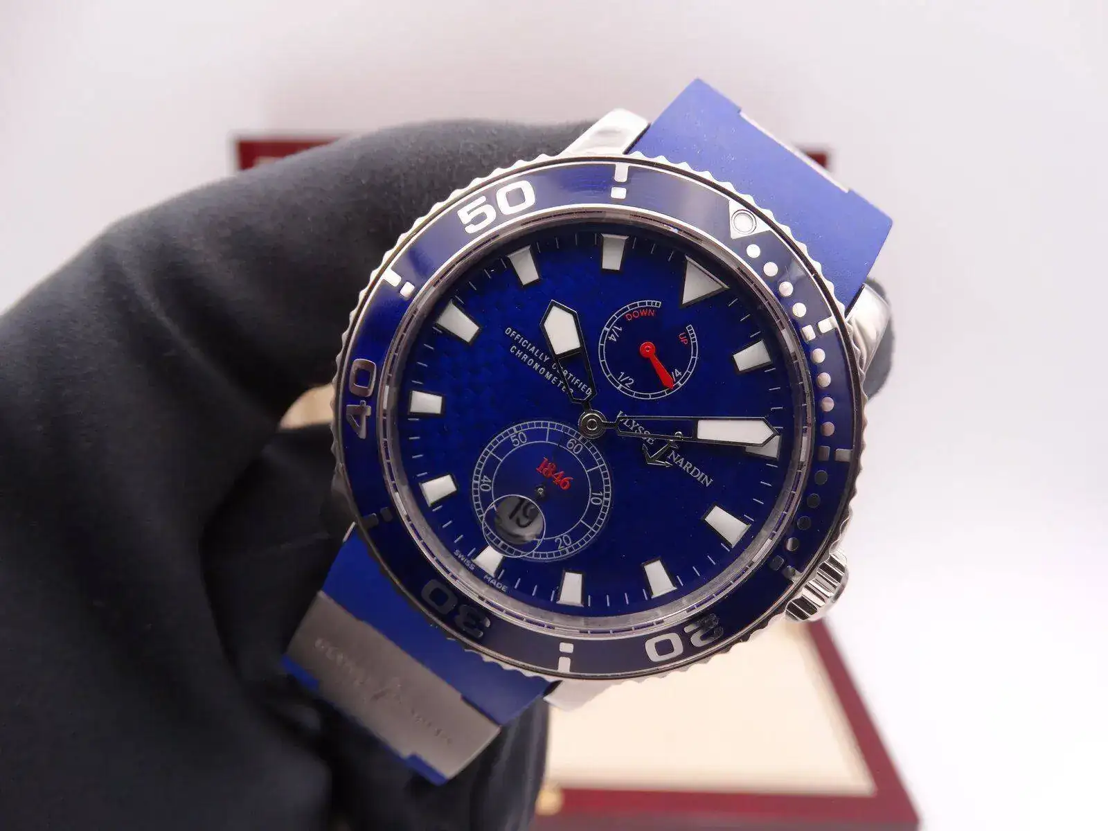 Ulysse Nardin Maxi Marine Diver Blue Gold 260-32 05368.webp