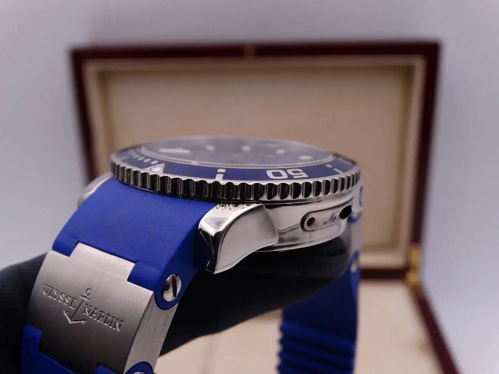 Ulysse Nardin Maxi Marine Diver Blue Gold 260-32 05380 copia.webp